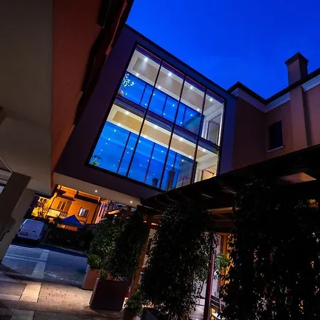 Unahotels Eco Costanza Venezia Отель Местре