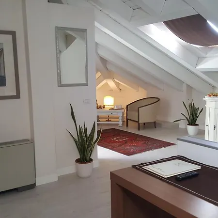 Отель Unahotels Eco Costanza Venezia