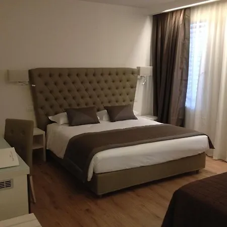 Unahotels Eco Costanza Venezia Отель 3*