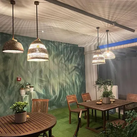 Отель Unahotels Eco Costanza Venezia