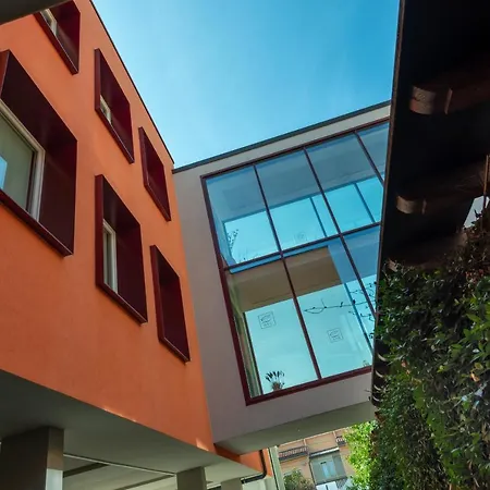 Отель Unahotels Eco Costanza Venezia